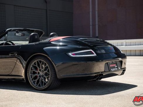 Used 2005 Porsche 911 Carrera S image 60