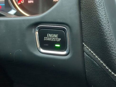 Used 2023 GMC Acadia SLE w/ Driver Convenience Package image 27