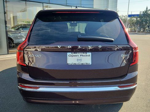 Used 2026 Volvo XC90 B6 Plus w/ Protection Package AWD/4WD image 5