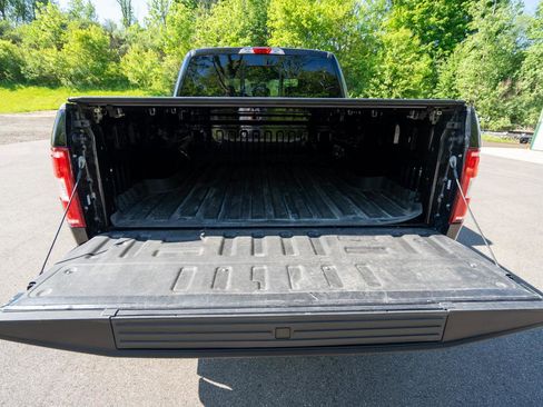 Used 2020 Ford F150 XLT w/ Equipment Group 302A Luxury AWD/4WD image 34