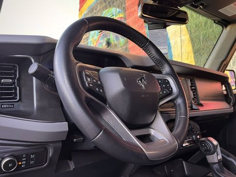 Used 2023 Ford Bronco Big Bend image 50