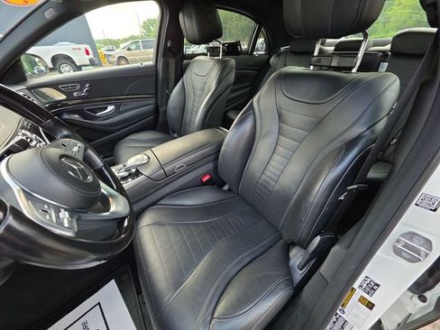 Used 2020 Mercedes-Benz S 560 4MATIC Sedan image 11
