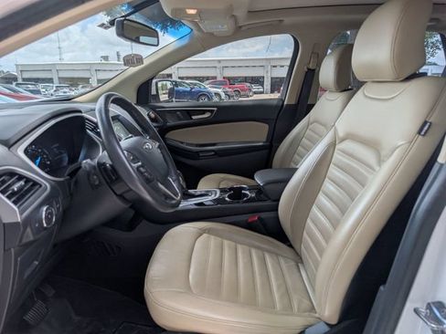 Used 2017 Ford Edge SEL w/ Equipment Group 201A FWD image 15
