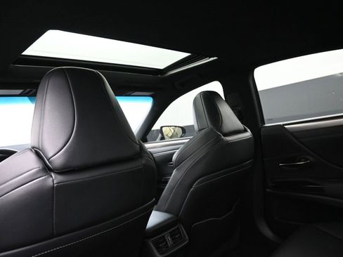 Used 2022 Lexus ES 350 F Sport w/ Accessory Package 2 image 23