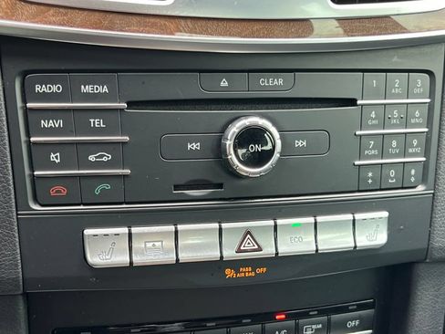 Certified 2016 Mercedes-Benz E 350 4MATIC Sedan image 28