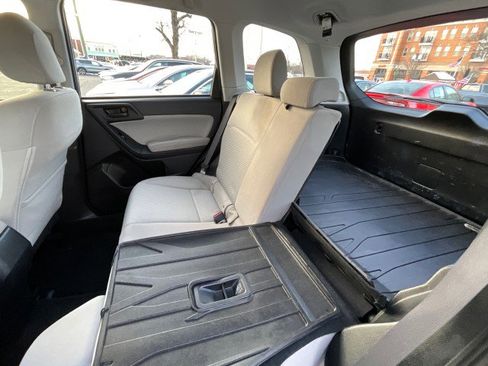 Used 2017 Subaru Forester 2.5i w/ Alloy Wheel Package image 26