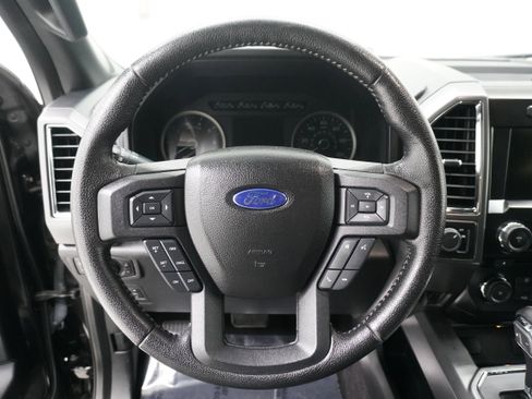 Used 2015 Ford F150 XLT w/ Equipment Group 302A Luxury image 16