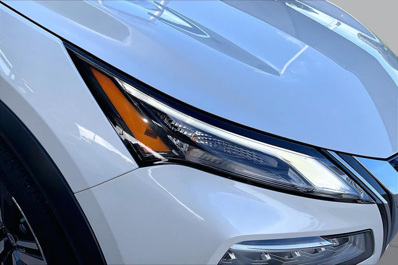 Used 2023 Nissan Rogue SL w/ SL Premium Package FWD image 27