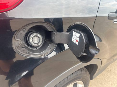 Used 2016 Ford Escape SE AWD/4WD image 21