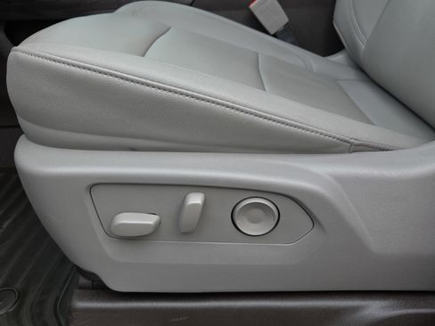 Used 2025 Chevrolet Silverado 1500 LTZ w/ Technology Package image 15