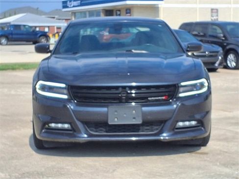 Used 2017 Dodge Charger SXT image 28