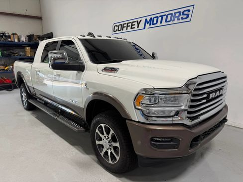 Used 2023 RAM 2500 Limited AWD/4WD image 8