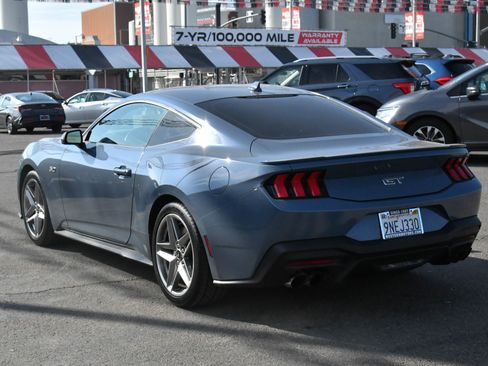 Used 2024 Ford Mustang GT Premium image 6