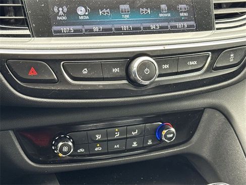 Used 2018 Buick Regal Preferred w/ Sights and Sounds Package image 18