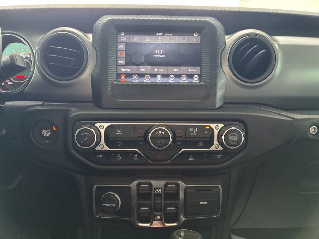 Used 2023 Jeep Gladiator Sport AWD/4WD image 20