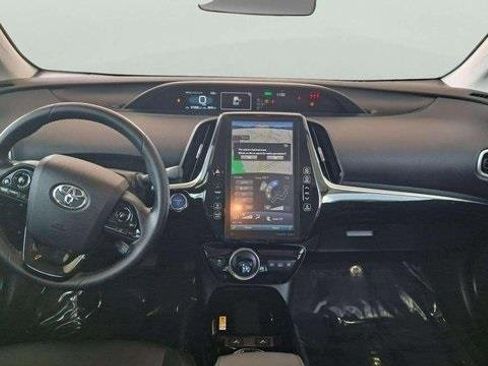 Used 2022 Toyota Prius Prime XLE image 20