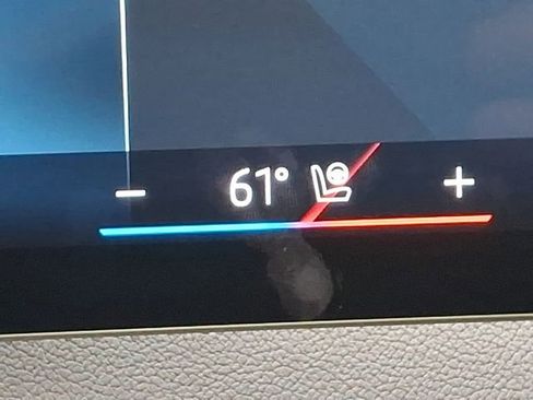 Used 2024 BMW iX xDrive50 image 19