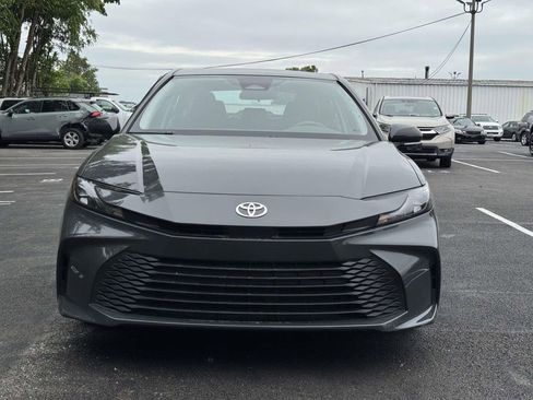 Used 2025 Toyota Camry LE FWD image 25