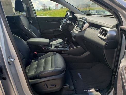 Used 2018 Kia Sorento EX w/ EX Advanced Touring Package AWD/4WD image 18