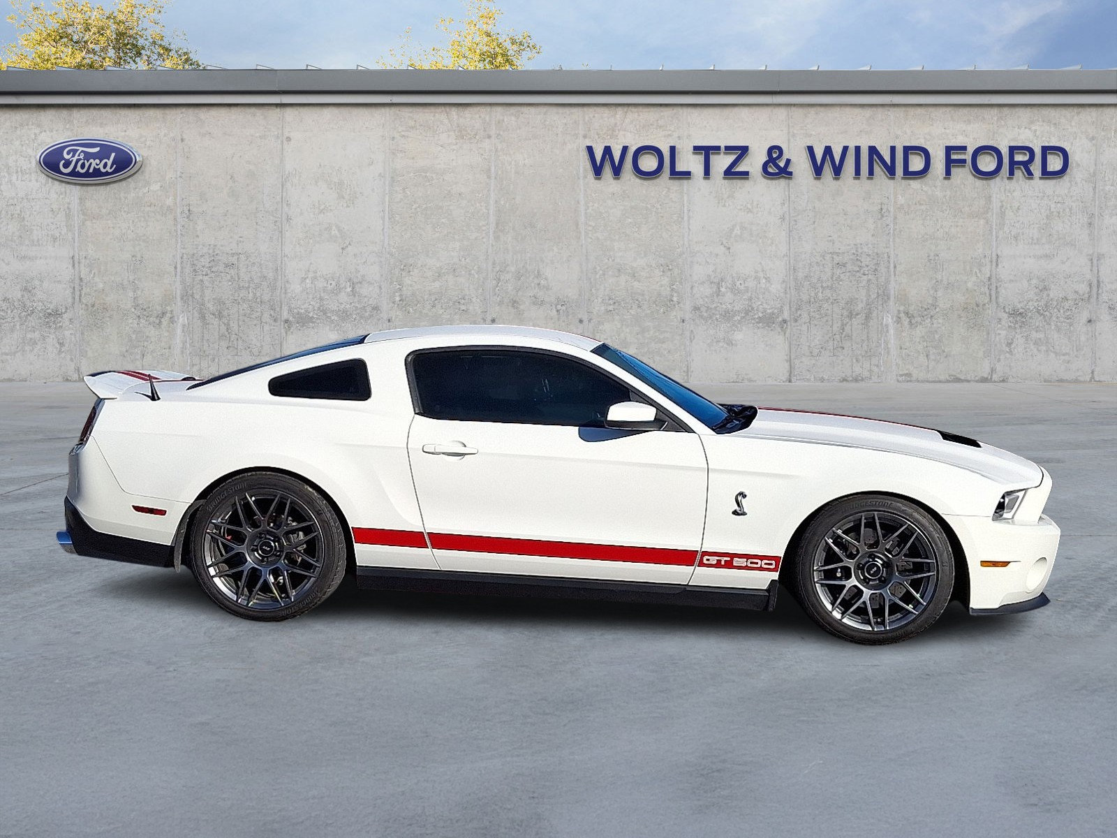 Used 2012 Ford Mustang Shelby GT500 w/ SVT Performance Pkg RWD image 7