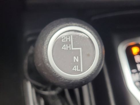 Used 2023 Jeep Gladiator Sport AWD/4WD image 24