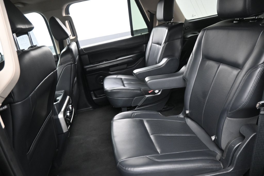 Used 2024 Ford Expedition XLT RWD image 23