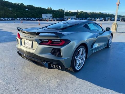 Used 2024 Chevrolet Corvette Stingray Preferred Cpe w/ Z51 Performance Package RWD image 9