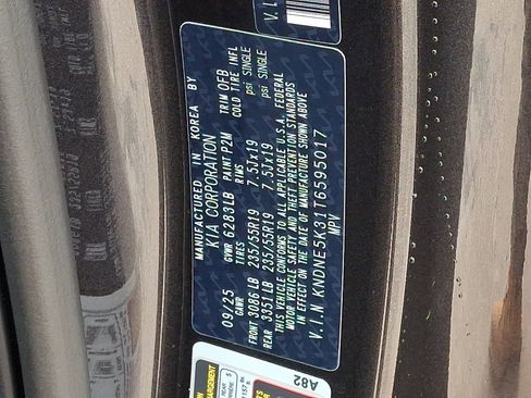 New 2026 Kia Carnival SX image 19