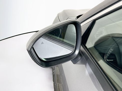 Used 2023 Nissan Rogue SV image 16