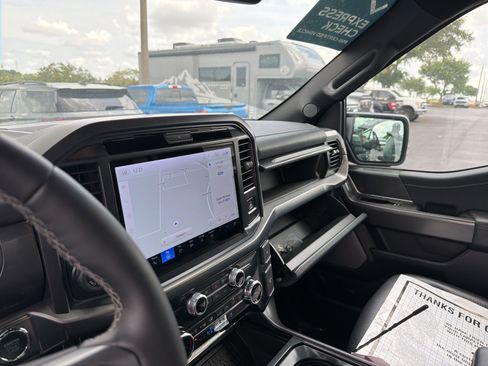 Used 2025 Ford F150 Lariat w/ Equipment Group 501A Mid image 22