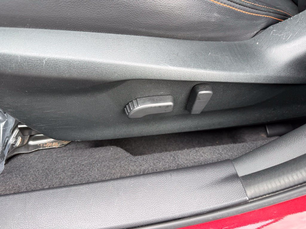 Used 2018 Subaru Crosstrek 2.0i Limited AWD/4WD image 16