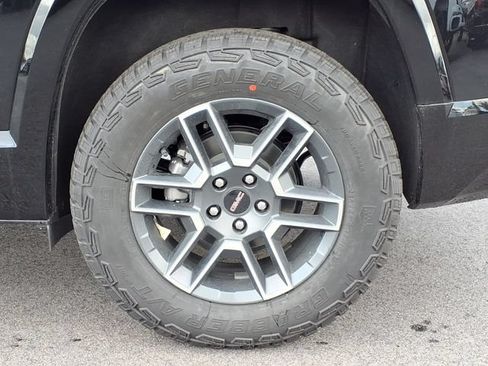New 2026 GMC Terrain AT4 w/ Technology Package II AWD/4WD image 6