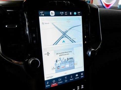 Used 2024 RAM 3500 Laramie w/ Towing Technology Group image 27