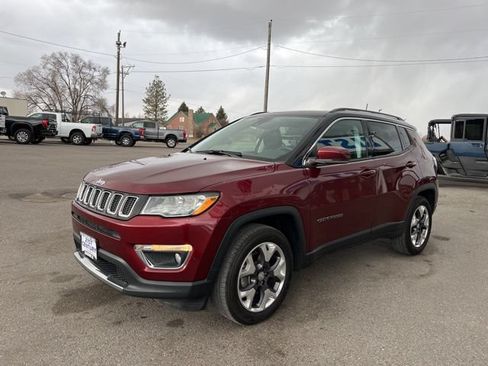 Used 2021 Jeep Compass Limited w/ Sun and Sound Group AWD/4WD image 3