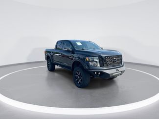 Used 2019 Nissan Titan SV w/ SV Convenience Package AWD/4WD video 2