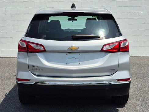 Used 2018 Chevrolet Equinox LS AWD/4WD image 13