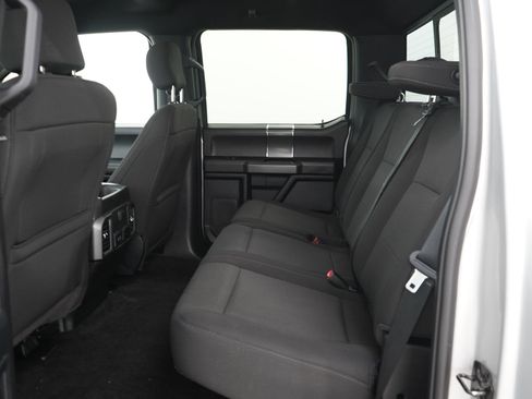 Used 2018 Ford F150 XLT w/ Equipment Group 302A Luxury AWD/4WD image 15