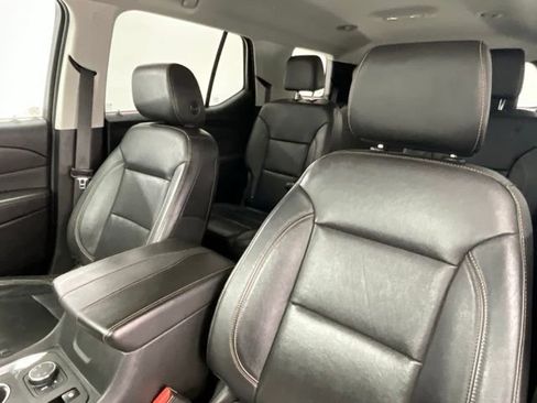 Used 2019 Chevrolet Traverse Premier w/ LPO, Cargo Package AWD/4WD image 6