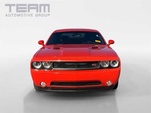 Used 2013 Dodge Challenger R/T image 2