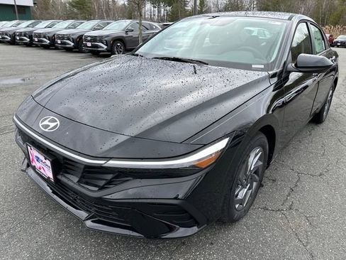 New 2026 Hyundai Elantra Hybrid FWD image 1