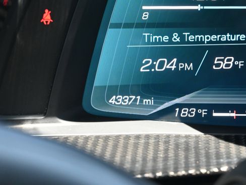 Used 2022 Chevrolet Corvette Stingray Premium Conv w/ Z51 Performance Package image 22