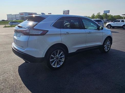 Used 2018 Ford Edge Titanium w/ Equipment Group 301A AWD/4WD image 4