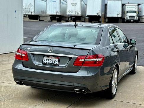 Used 2011 Mercedes-Benz E 550 Sedan image 7