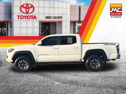 Used 2023 Toyota Tacoma TRD Off-Road AWD/4WD image 2