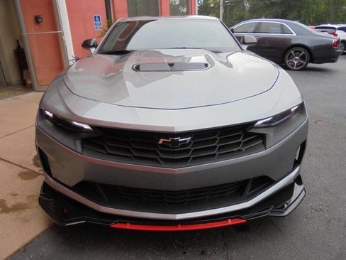 Used 2023 Chevrolet Camaro LT w/ Technology Package image 30