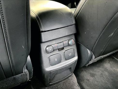 Used 2018 Ford Explorer Platinum AWD/4WD image 20