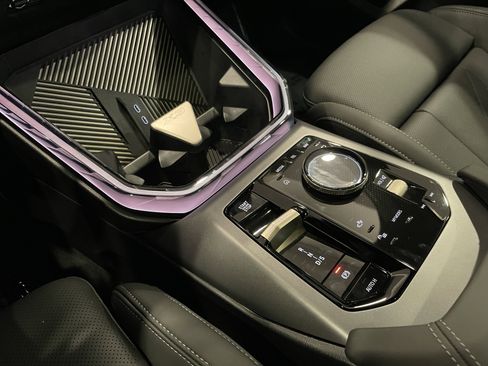 Used 2025 BMW X3 xDrive30i w/ Convenience Package image 19