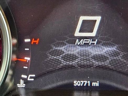 Used 2019 Dodge Charger SXT w/ Driver Confidence Group RWD image 13