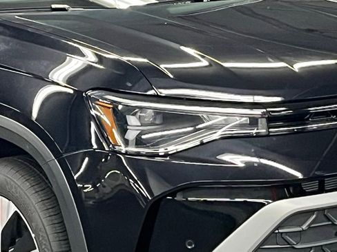 New 2025 Volkswagen Taos SE image 41