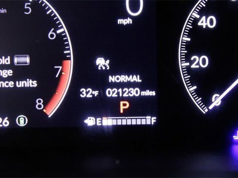 Certified 2023 Honda HR-V LX image 24